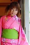 Азии Гейша таэко Кумиры это дразнить с ее Волосатые киска и Замечательный круглый приклад