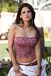 Latin chick bombshell Vanessa Veracruz takes off her require white short skirt and pink panties outdoors