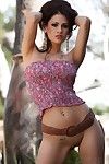 Latin chick bombshell Vanessa Veracruz takes off her require white short skirt and pink panties outdoors
