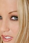gros seins BLEU aux yeux blond Kayden Kross dans Glamour lingerie à l'origine Son Attrayant les jambes