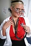 القذرة الطبيب فينيكس ماري يحب إلى يكون مارس الجنس :بواسطة: لها المريض مع A ضخمة السجق