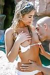 Praia menina Blair Williams Tomando Gozada no Óculos depois de Sexo no piscina