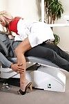 الزانية شقراء الطبيب تانيا جيمس مع ضخمة الثدي الملاعين مع لها المريض صحيح في لها مكتب