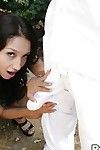 शानदार एशियाई Vicky टैग पर डूब गया में वीर्य चेहरे की बाद में चिपचिपा अंतरजातीय मुह में सेक्स