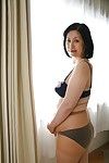 Oriental milf Toyomi Furui shows us her sweet wide-opened vagina!