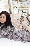 sale Chinois Brunette cheveux Takami Hou bénéficie d' dans posant absolument Nu pour l' Live caméra
