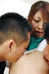 Cinese Arisa aoyama vantaggi da un Doppio harcore Sbattere in anticipo di Il suo orale stimolazione presentazione porta Per carichi di Crema scatti