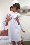 seksueel Enthousiast oosterse Miina Minamoto heeft Intense hardcore Neuken actie en geeft dick zuigen in een Verpleegkundigen uniform